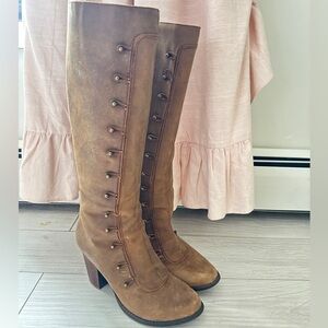 Joyfolie Boots Emilia Sz 9 Vintage Lace-Up Brown Heeled Boots